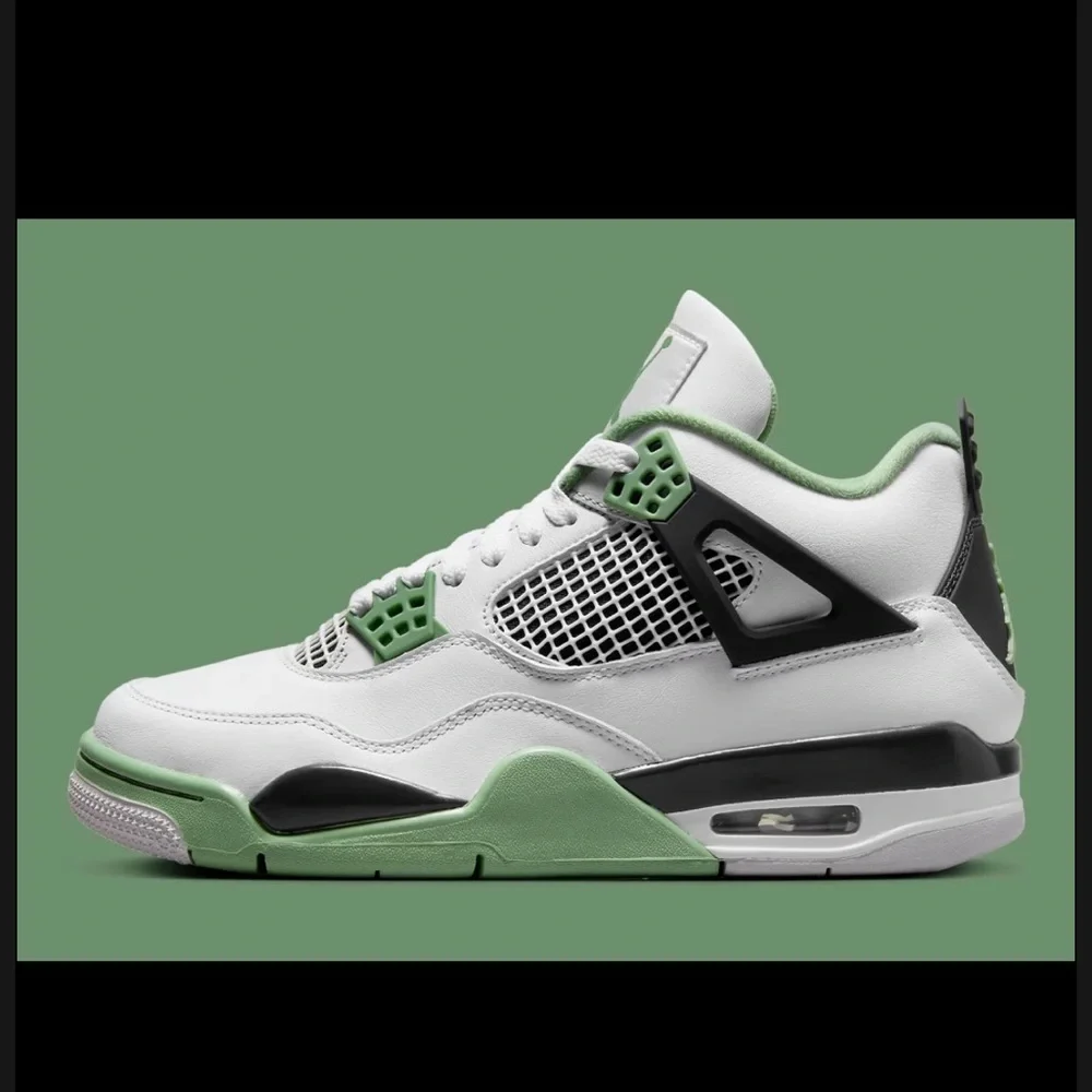❌SOLD❌ Air Jordan 4 Retro “Oil Green” sneakers, New in Box, M7 / W8.5 - Picture 3 of 13